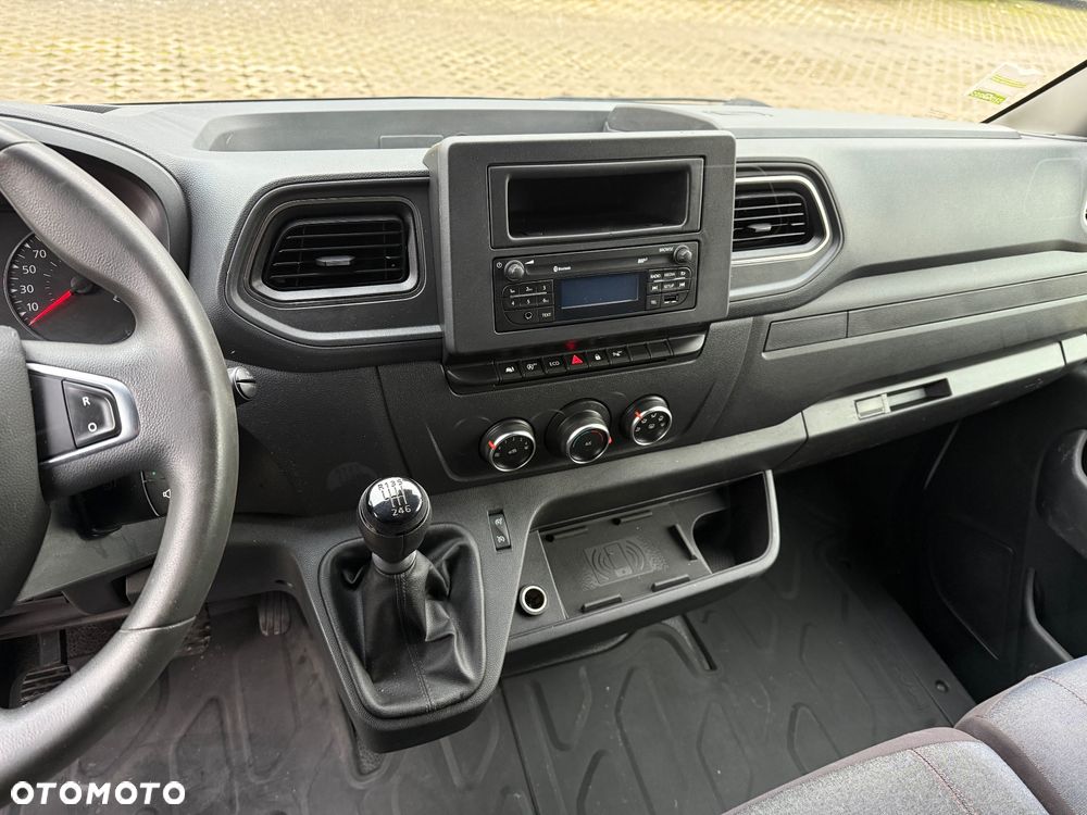 Renault Master - 15