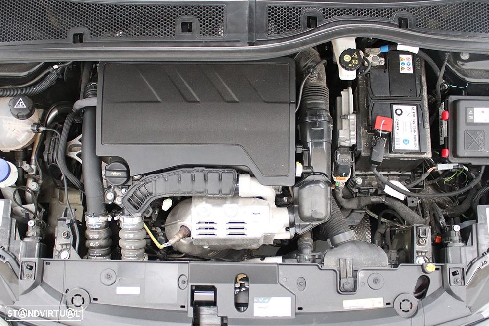Peugeot 208 1.2 PureTech Allure - 23