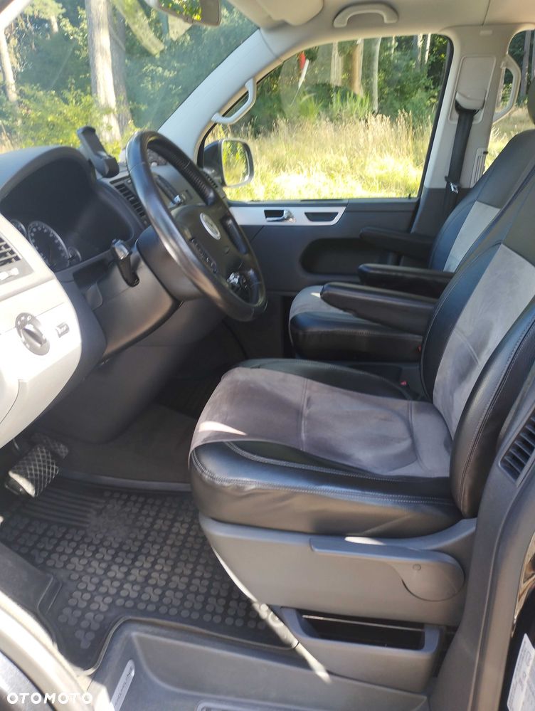 Volkswagen Multivan - 7