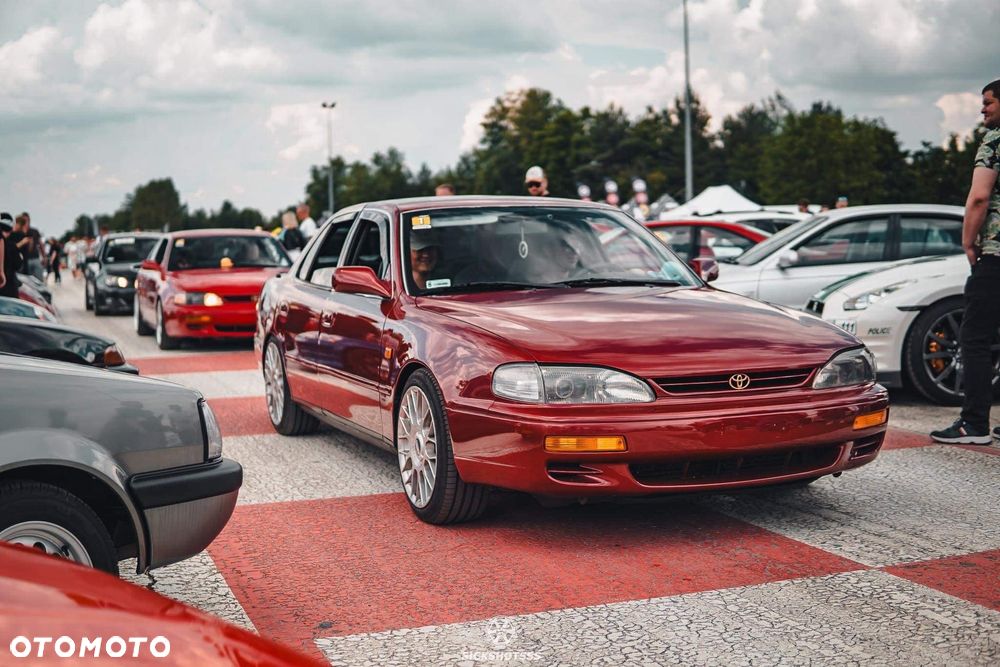 Toyota Camry - 6