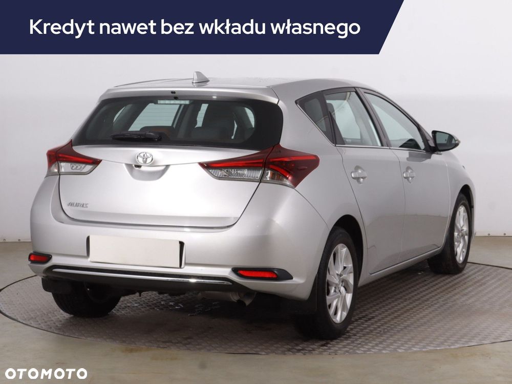 Toyota Auris - 7