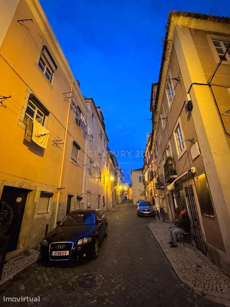 Apartamento T1 - Oportunidade Única no Coração Histórico de Lisboa , e - Grande imagem: 2/13