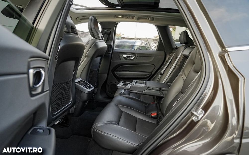 Volvo XC 60 B4 D AWD Geartronic Inscription - 13