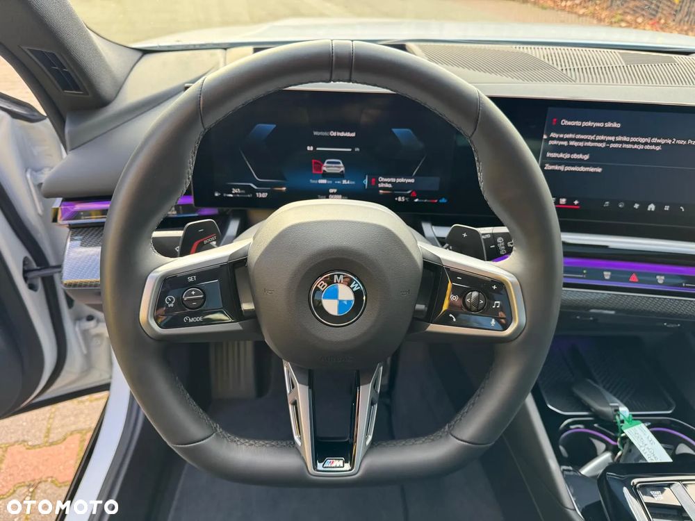 BMW Seria 5 520d xDrive Touring - 21