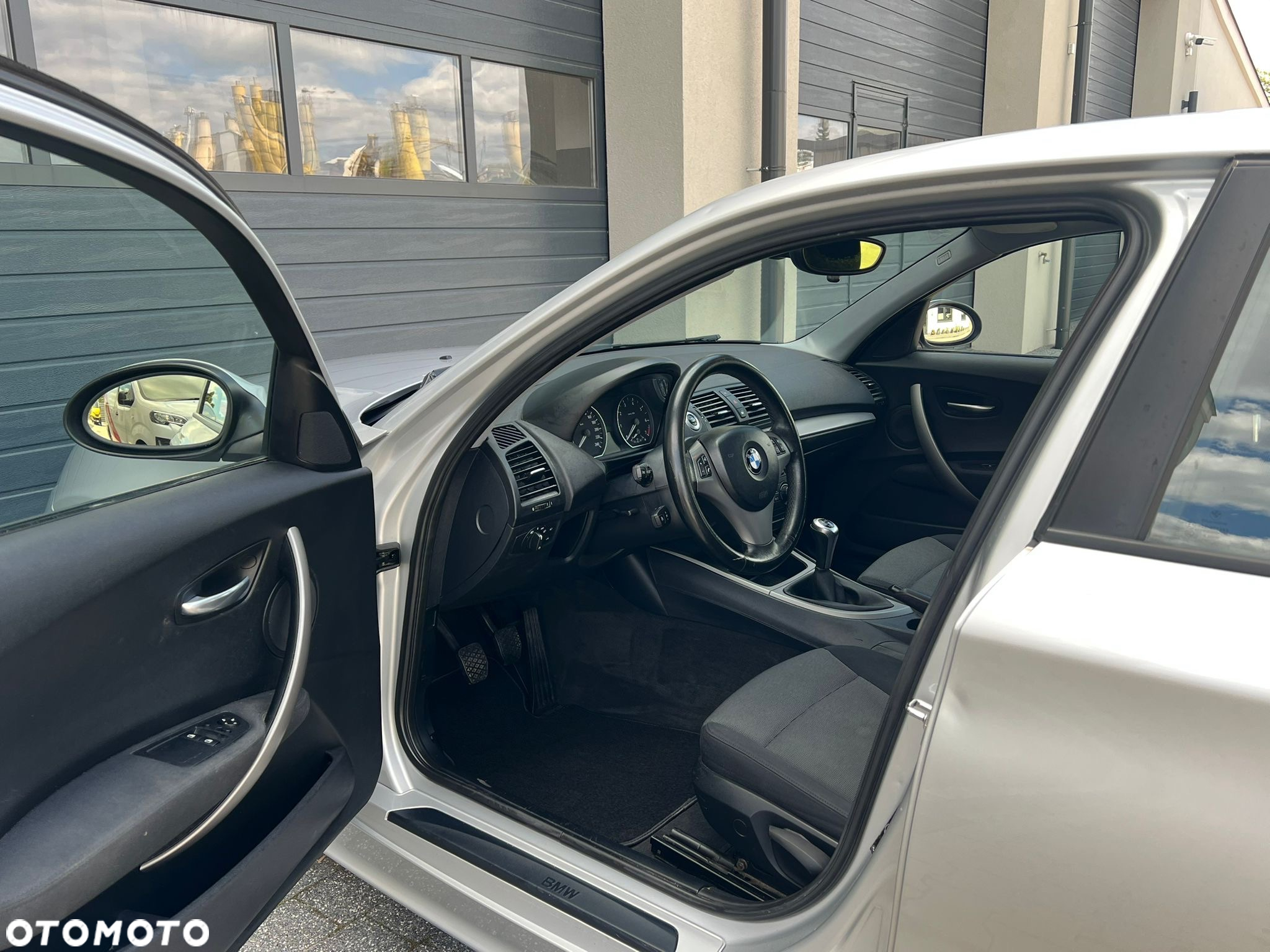 BMW Seria 1 - 19