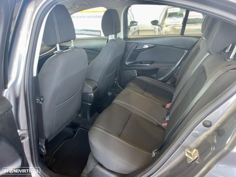 Fiat Tipo 1.3 MultiJet Life - 25