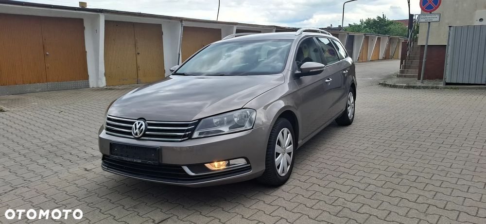 Volkswagen Passat 1.4 TSI BlueMotion Technology Trendline - 1