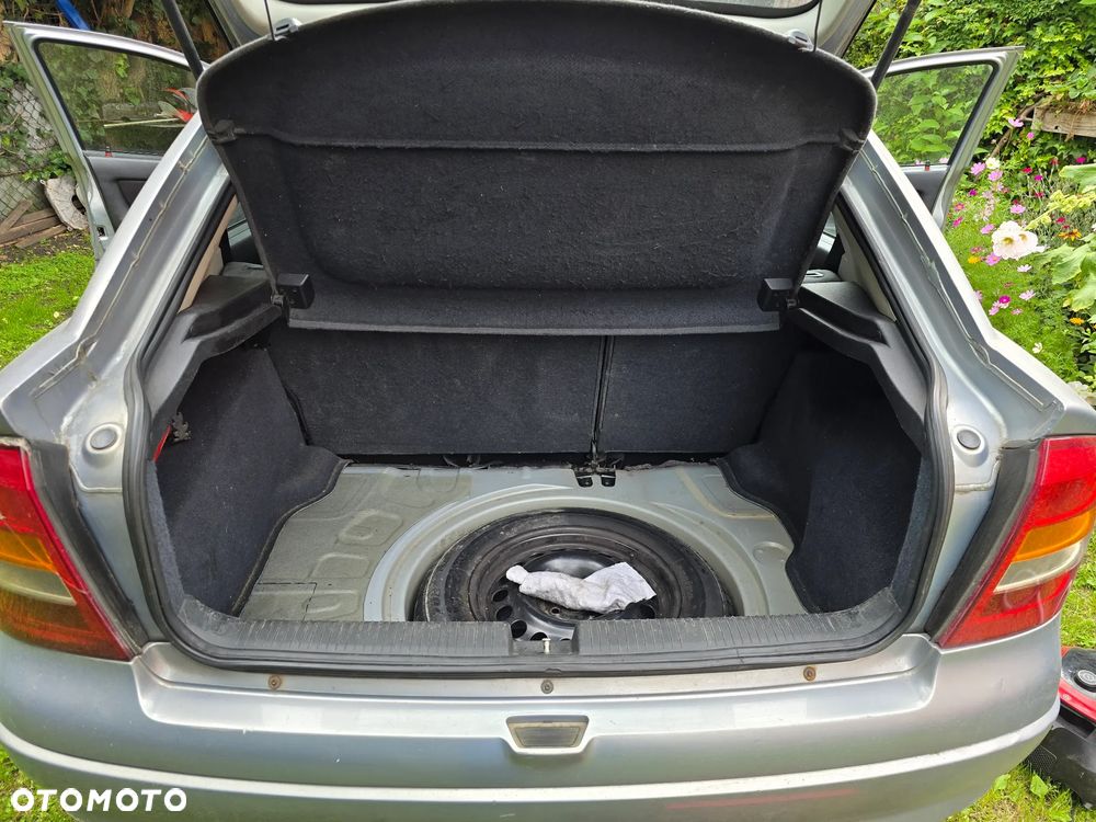 Opel Astra 1.7 DTI - 14
