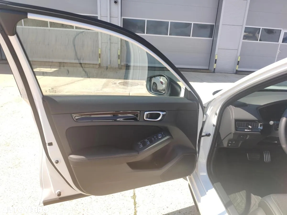 Honda Civic e:HEV 2.0 i-MMD Hybrid Sport - 10