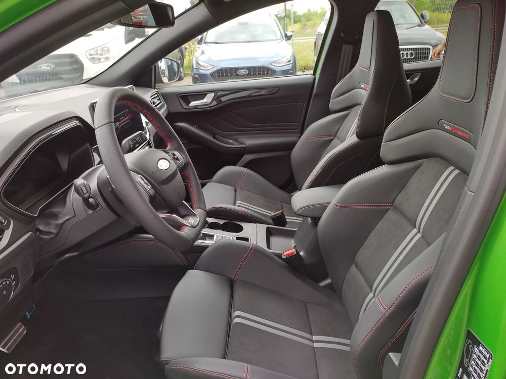 Ford Focus 2.3 EcoBoost ST X - 4