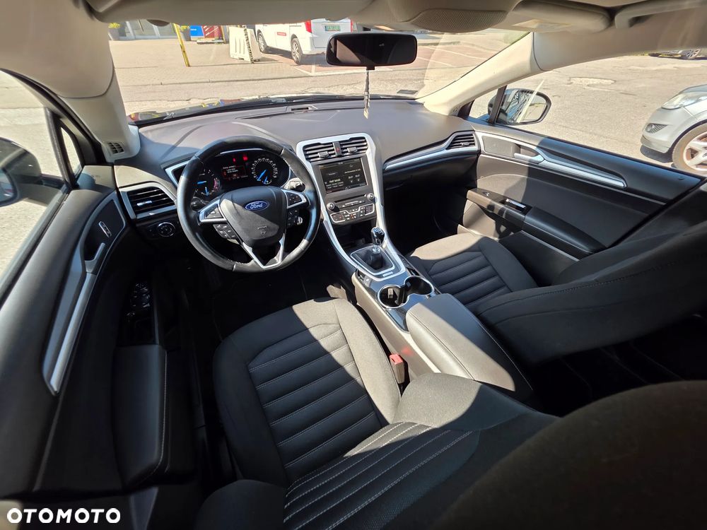 Ford Mondeo - 20