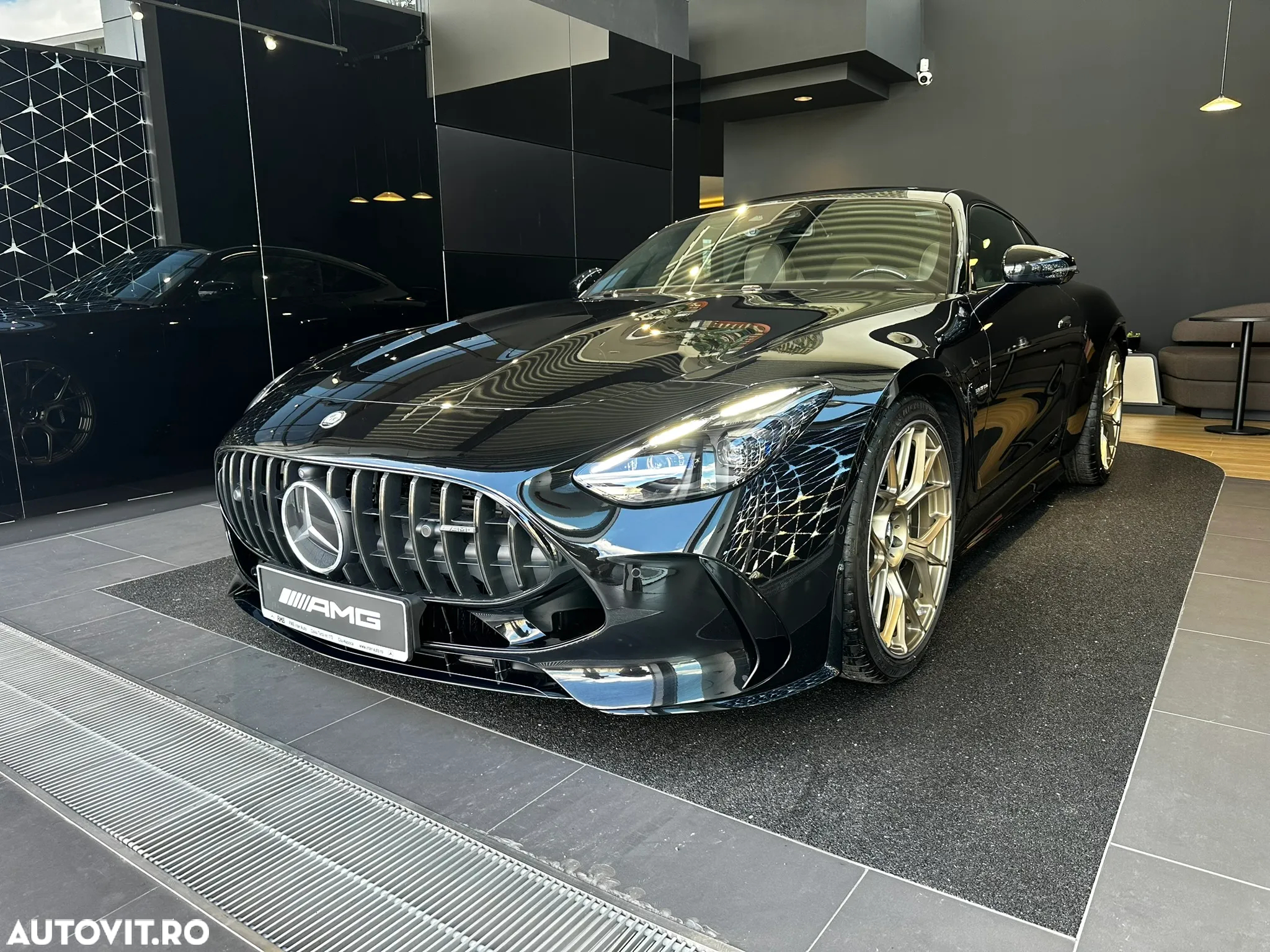Mercedes-Benz AMG - 3