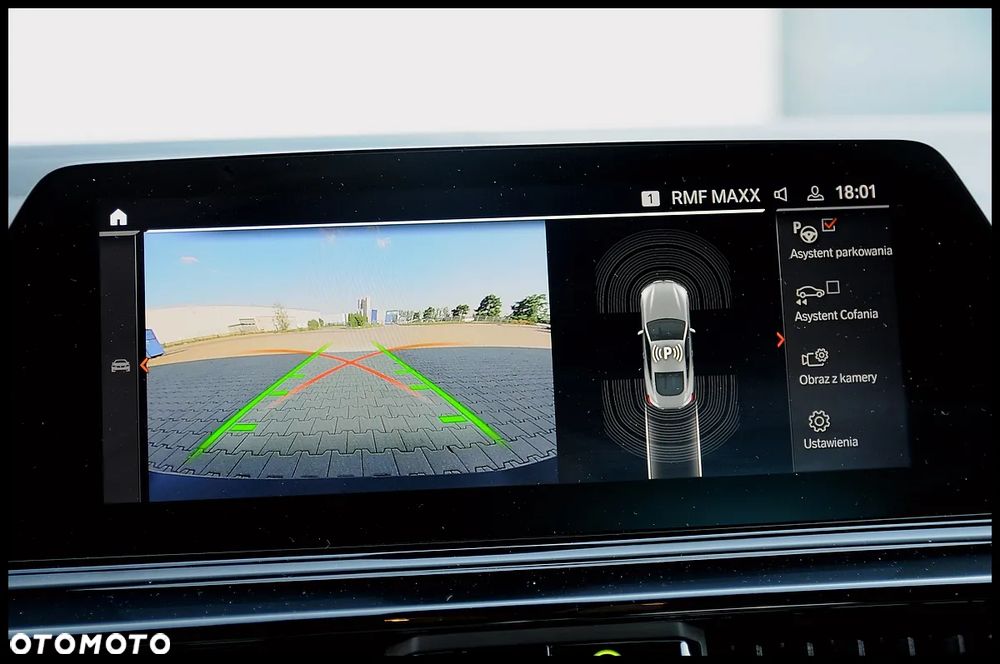 BMW Seria 8 840i - 37