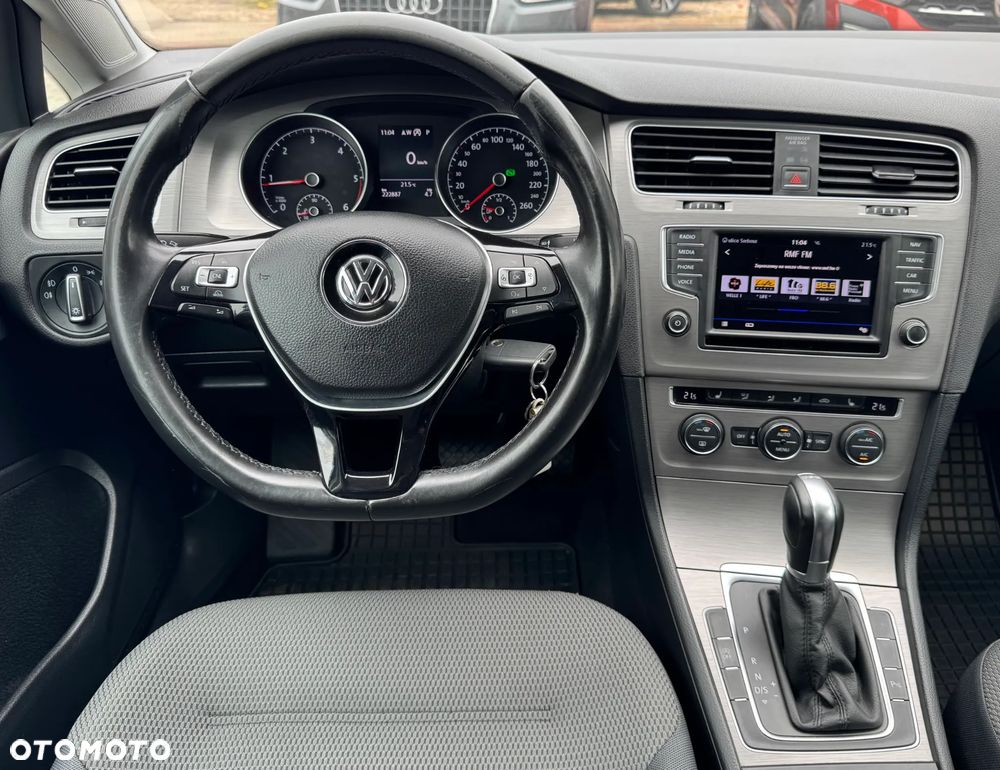 Volkswagen Golf - 14