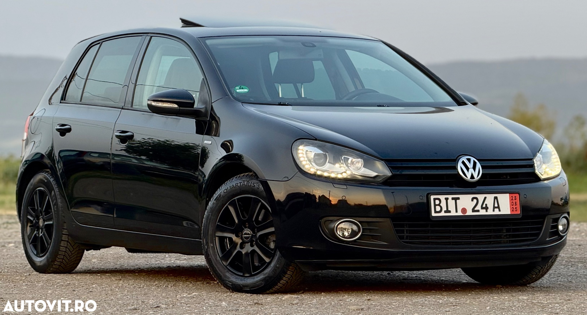 Volkswagen Golf 2.0 TDI DPF MATCH - 2