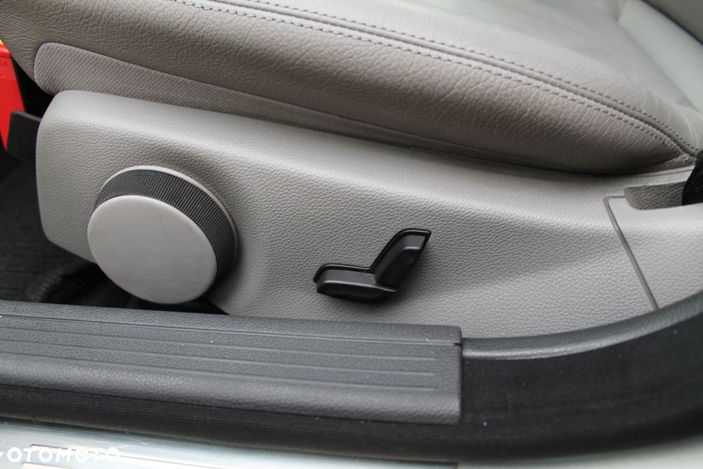 Mercedes-Benz Klasa C 220 CDI DPF Avantgarde - 17