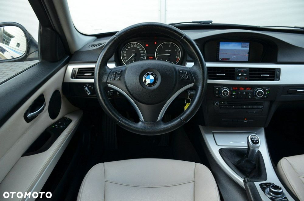 BMW Seria 3 - 31