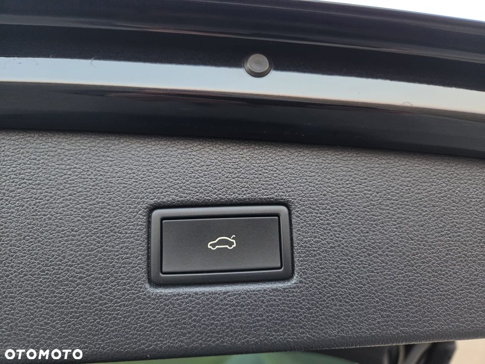 Volkswagen Tiguan - 14