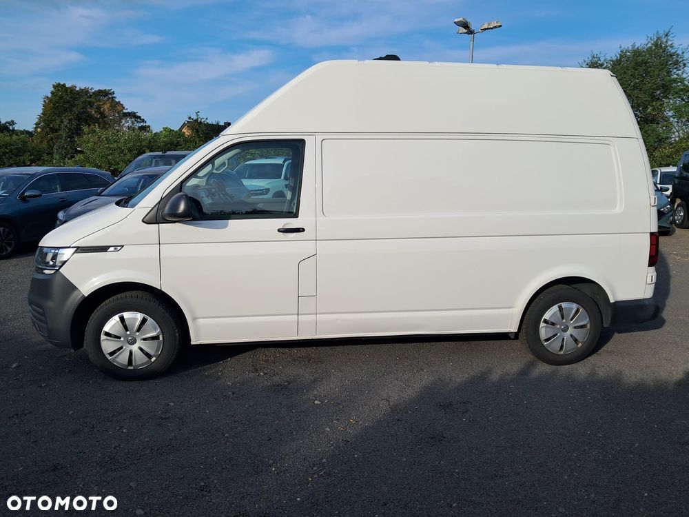 Volkswagen Transporter 2021 photo 4