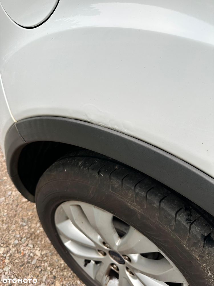 Ford Kuga - 10