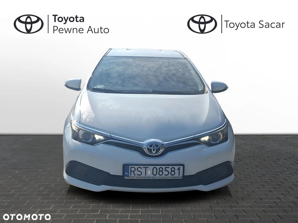 Toyota Auris - 8