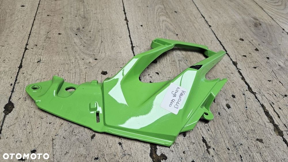 Bok owiewka lewa Kawasaki Ninja 400   55028-0643 - 2