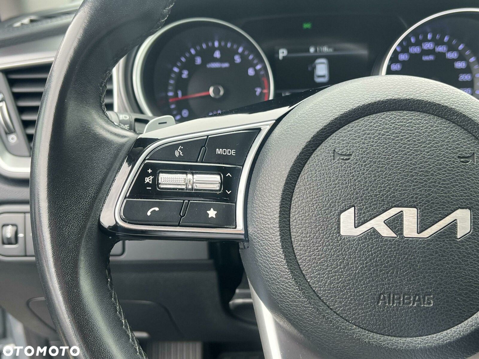 Kia Ceed - 15