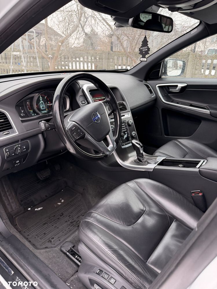 Volvo XC 60 D5 AWD Ocean Race - 23