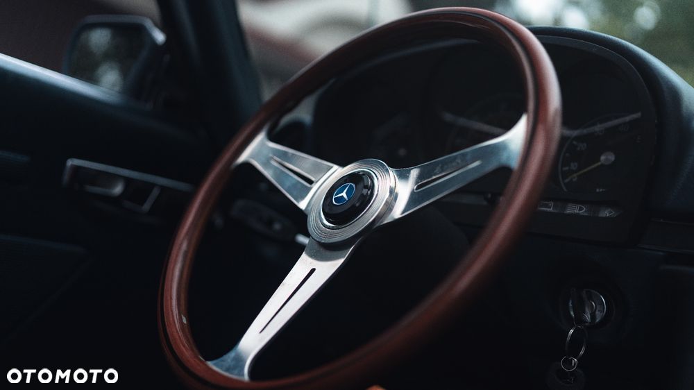 Mercedes-Benz SL - 8