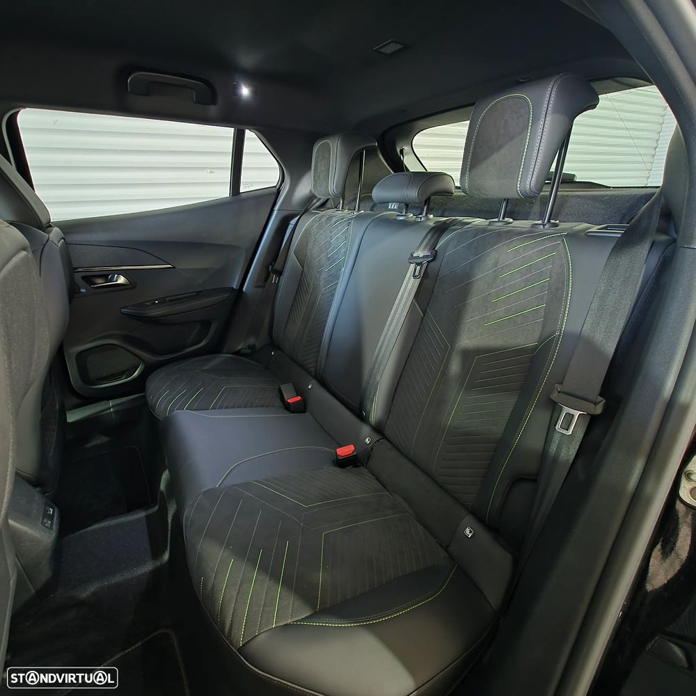 Peugeot e-2008 156 GT Exclusive - 14