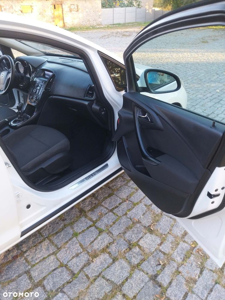 Opel Astra - 24
