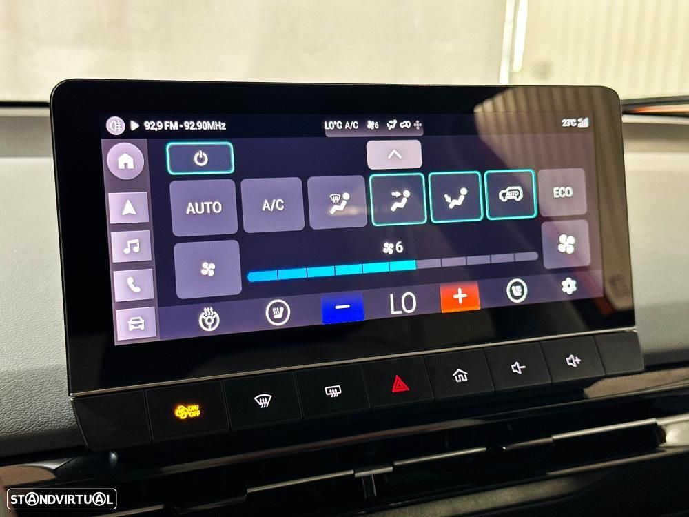 MG MG4 64 kWh Luxury - 50