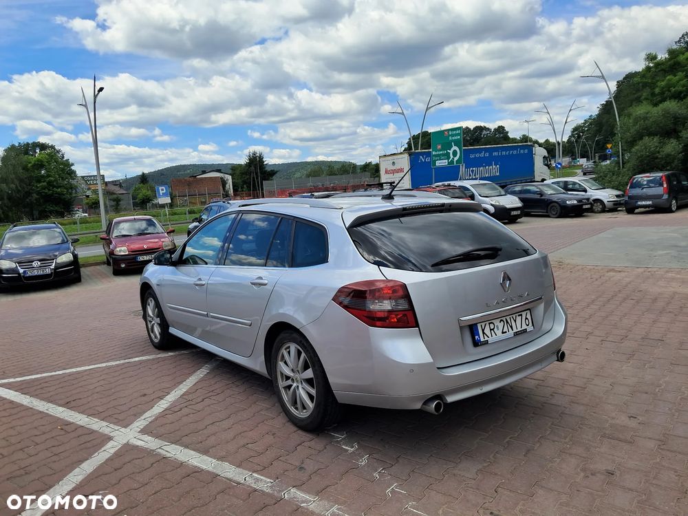Renault Laguna 2.0 dCi Black Edition - 11