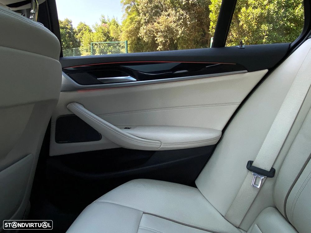 BMW 525 d Pack M Auto - 51