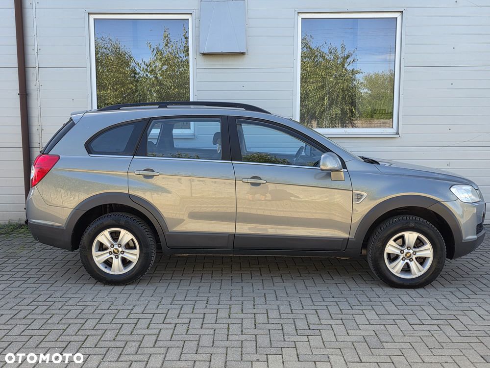 Chevrolet Captiva 2.4 2WD 5 Sitzer LS - 9