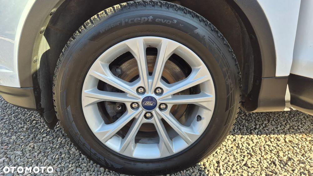 Ford Kuga 2.0 TDCi 4x2 Titanium - 39