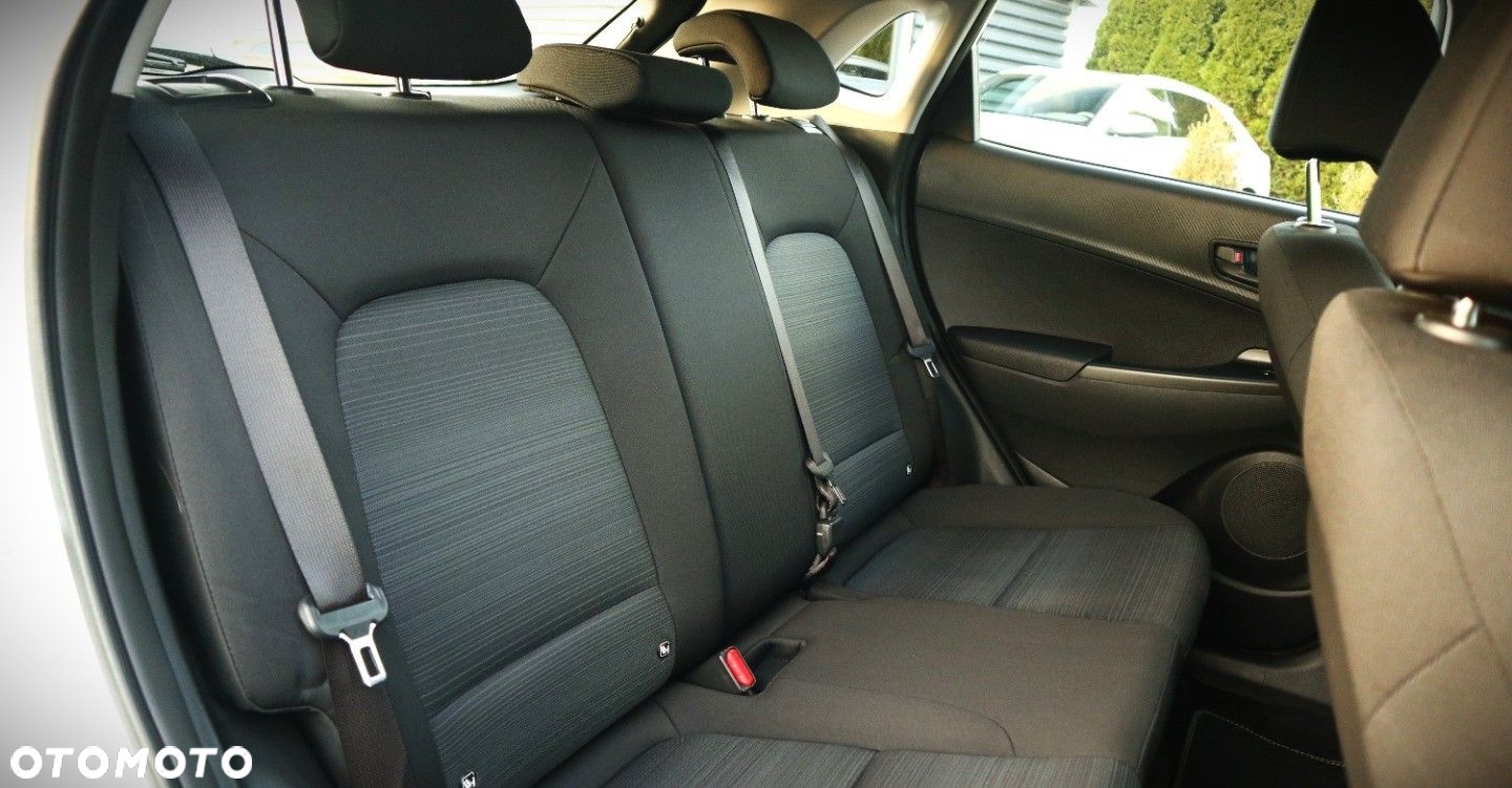 Hyundai Kona - 15