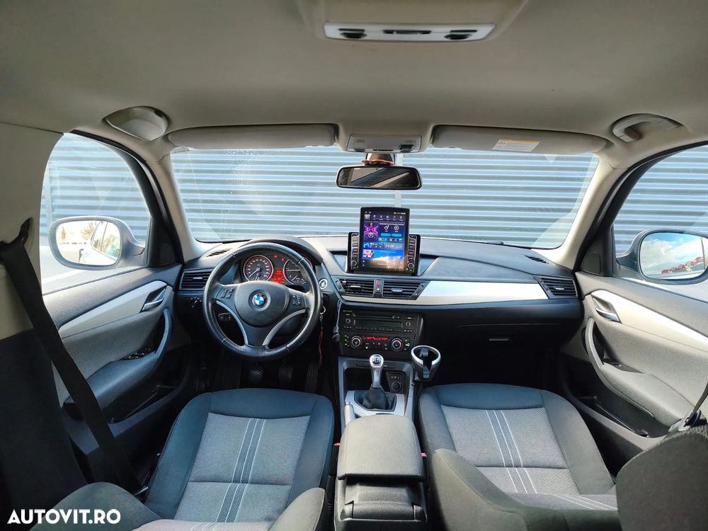 BMW X1 xDrive18d - 8