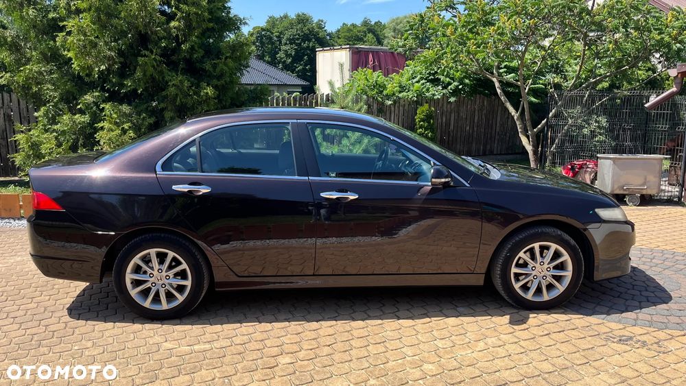 Honda Accord 2.0 Sport - 4