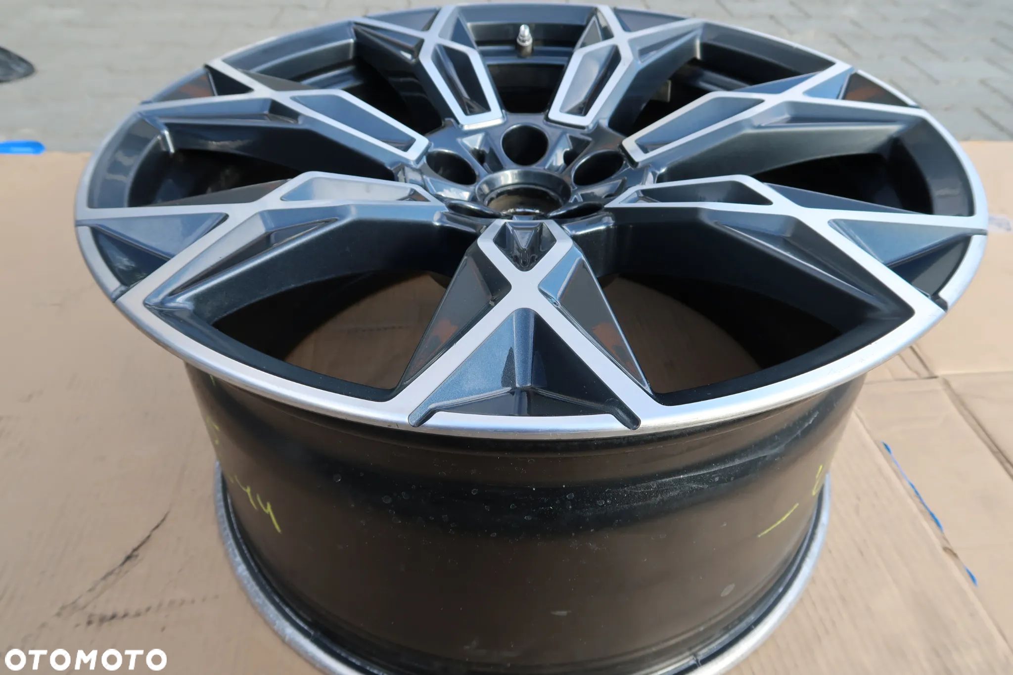 436 Felga Aluminiowa BMW 5A19DE5 - 1