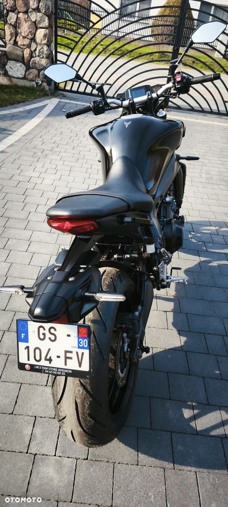Yamaha MT - 9