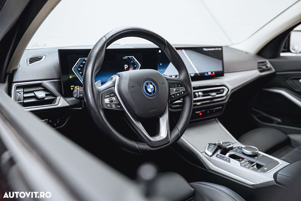 BMW Seria 3 320e Aut. Luxury Line - 8