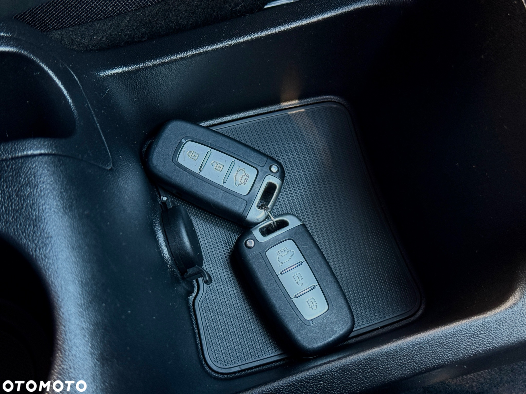 Kia Venga 1.6 CVVT Titanium Collection - 11