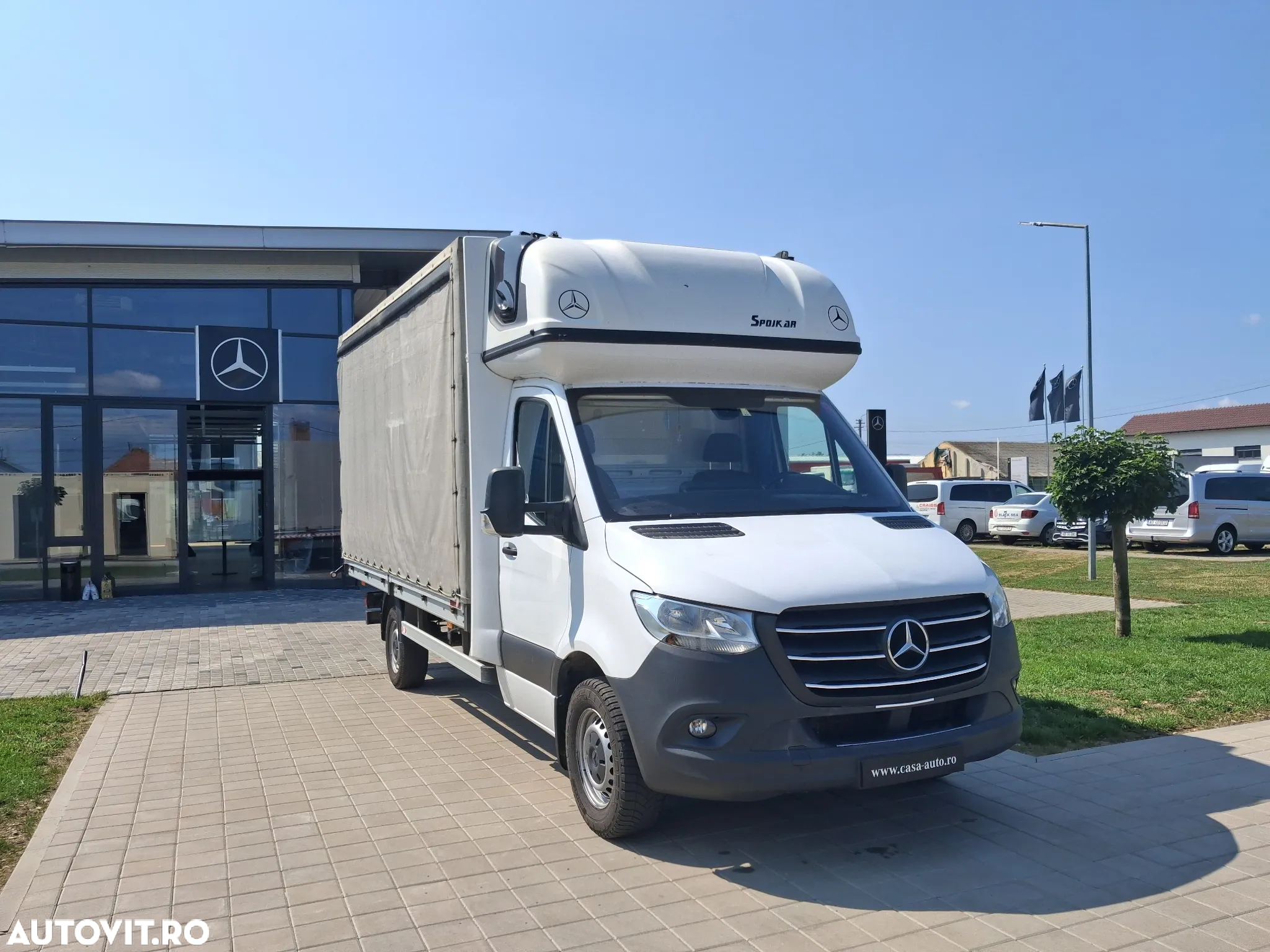 Mercedes-Benz Sprinter - 2