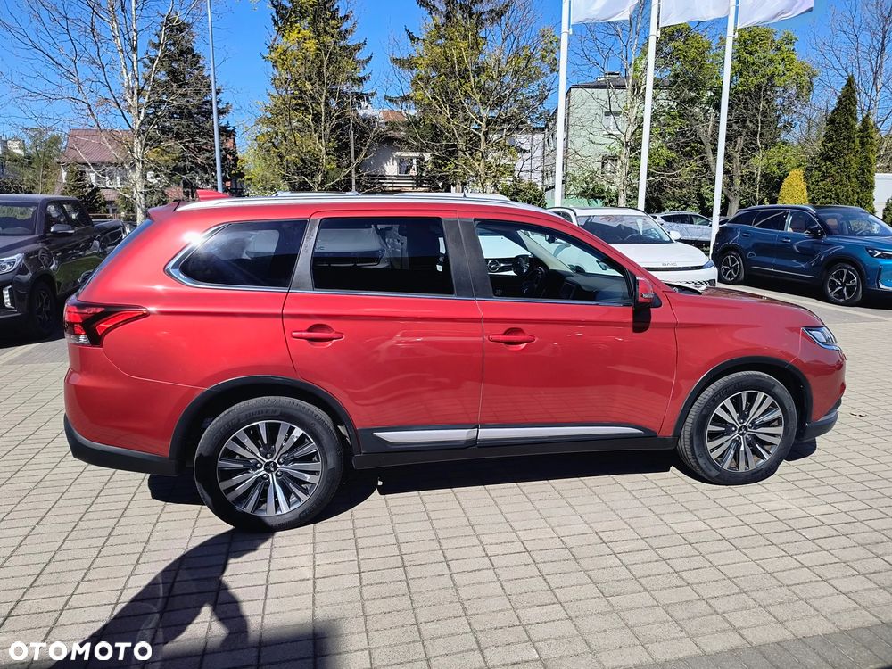 Mitsubishi Outlander 2.0 Intense + 4WD CVT - 4