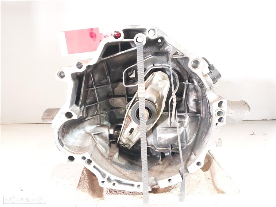 CAIXA VELOCIDADES AUDI A4 1997 -DHU - 3