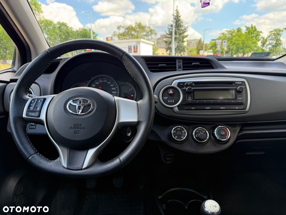 Toyota Yaris 1.0 Active - 8