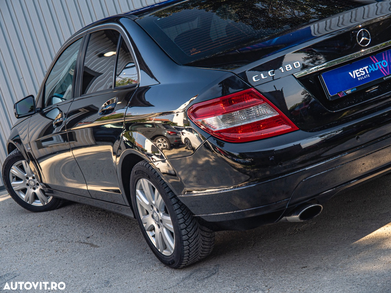 Mercedes-Benz C 180 CDI DPF (BlueEFFICIENCY) Avantgarde - 28
