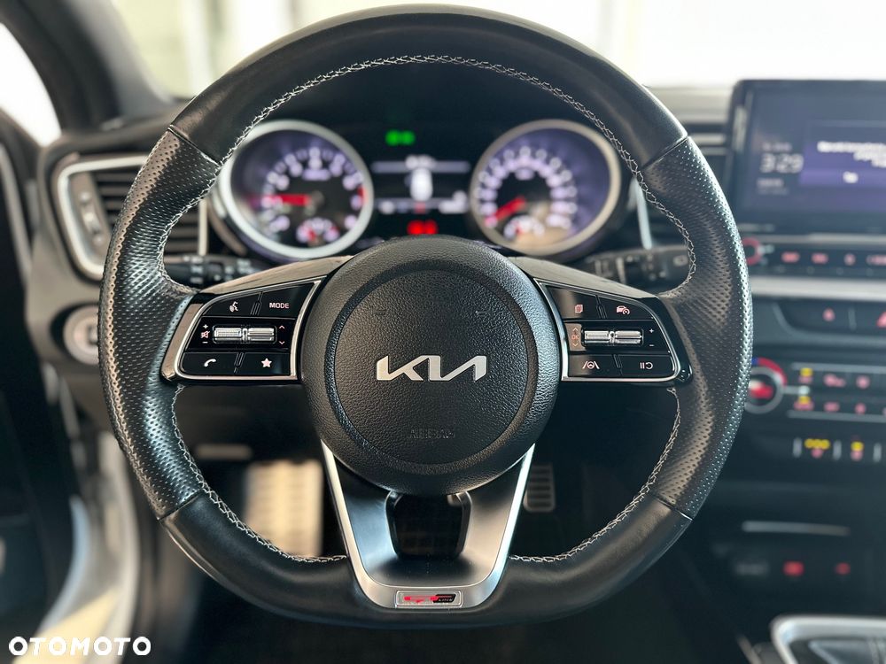 Kia ProCeed - 29