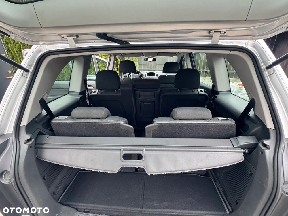 Opel Zafira - 14